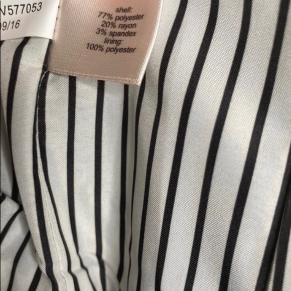 The Limited Black Blazer Small - Picture 5 of 5